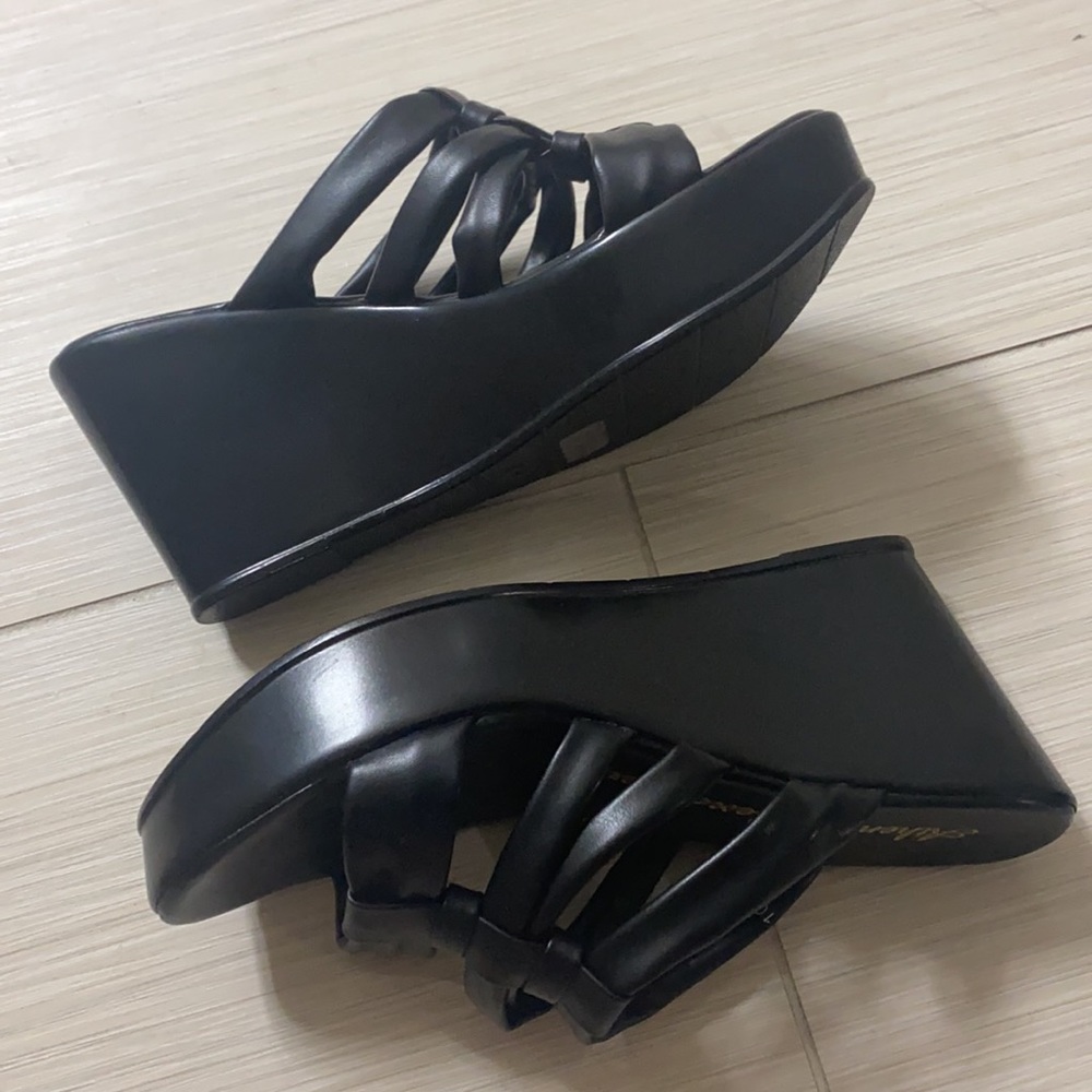 Black Wedges - Picture 4 of 4